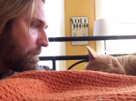 眠りを妨げる愛猫に仕返し！　飼い主が決行したビックリ作戦とは… ？