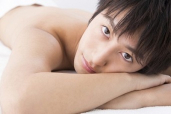 「メロメロになってしまう……」イケボ男子がめちゃくちゃツボな女性⇒38％