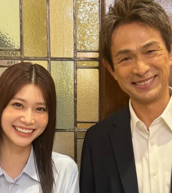 イメージキャラクターの生見愛瑠と江口洋介（生見愛瑠の公式インスタグラムより）