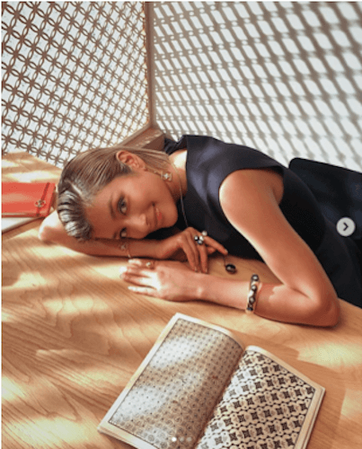 インスタグラム：ローラ(@rolaofficial)より