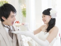 バレたらめっちゃ恥ずかしい！　結婚式費用をうまくケチるコツ