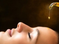 自宅でアーユルヴェーダ！　「ごま油フェイシャルケア」とは？