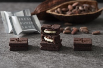 PRESS BUTTER SAND 「バターサンド＜黒＞」