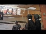 何が起きた？　カウンターが『防弾ガラス』貼りのハンバーガー屋