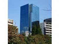 神戸製鋼所東京本社（「Wikipedia」より）