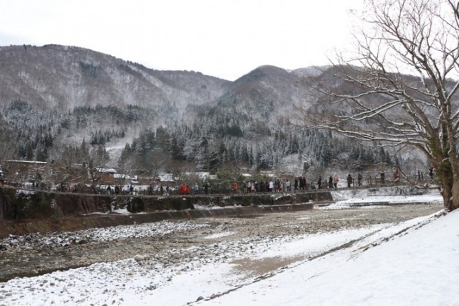 世界遺産 飛騨白川郷の雪景色を観に行こう 1月下旬 2月には幻想的なライトアップが体験できるゾ デイリーニュースオンライン