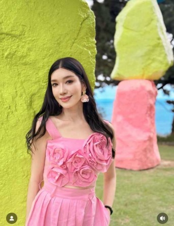 Instagram:アンミカ(@ahnmikaofficial)より