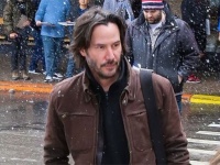 キアヌ・リーブスと2人だけでオンラインチャットできる権が出品。収益は全額寄付へ