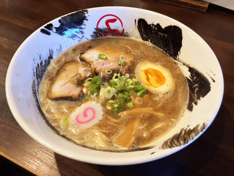 いまやその知名度は全国区！　食通も唸る、絶品和歌山ラーメンはここで食うべし!!#8