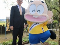 都城のPRキャラクター「ぼんちくん」は、池田市長にソックリ？