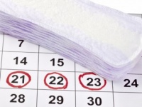 生理時に1日最高ナプキン何枚くらい使う？　8割の女性が「10枚以下」と回答！　「2～3時間に1回替えれば十分」