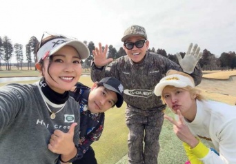 Instagram:手越祐也(@yuya.tegoshi1054)より