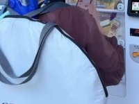 夏休み中の母親の〝後ろ姿〟の迫力に11万人圧倒される　「まさに勇者」「頼もしい背中」