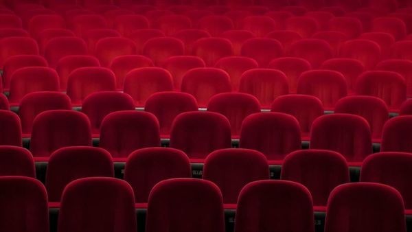 映画館のカード会員になると受けられる特典はどんなの？