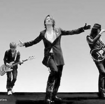 ※画像はＧＬＡＹのＴＥＲＵのインスタグラムアカウント『＠glay__teru』より