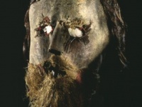 人間の歯や髪を使用して作られた聖職者「アレクサンダー・ペデン」の革マスクとその人生