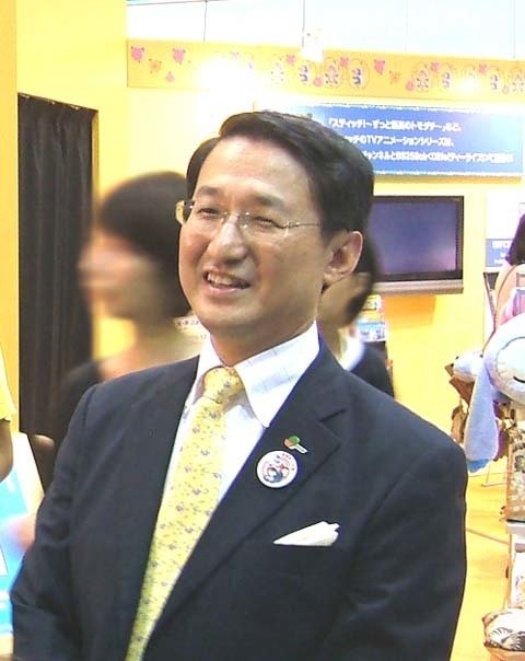 平井伸治・鳥取県知事（KASEIさん撮影、Wikimedia Commonsから）