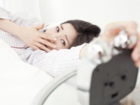 朝、布団から出られない!?　五月病に悩む女性は●割もいた！