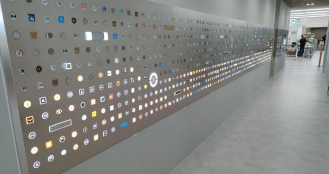 「どのお客様も目の色が変わります」　押しちゃいけないボタンも押せる「1000のボタン」展示が大人気