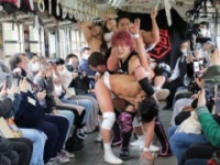 小湊鐵道列車プロレス