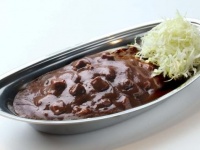 「アパ社長カレー」