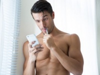 男のココロは凍りやすい！　男性が気になる女性からLINEの返信がなければ諦める期間ランキング！