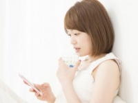 大人の世界でも！　女性たちが経験・目撃した「LINEの仲間はずれ」3選