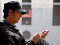 男性に聞いた！　元カノの連絡先は「消す」or「消さない」？「消さない：未練が〇〇から」