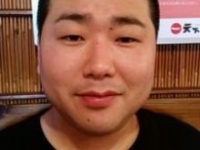 清水啓之(吉本新喜劇)の公式Twitterより　https://twitter.com/papiyon1226