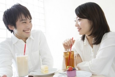 えっ、彼女がいるのに!?　男性が女性と2人きりで出かける理由