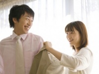 男性のホンネ！　結婚したらお小遣い制はアリ？⇒58％が……