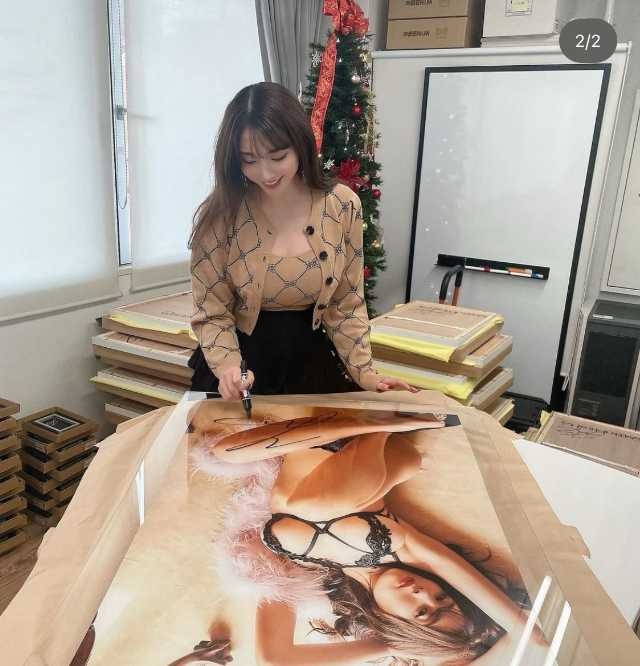 Instagram:森咲智美(@morisakitomomi)より