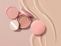 毛穴レス肌をかなえるオルビス初のクッションファンデ！　塗っている間もスキンケア