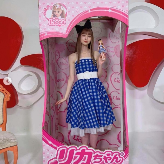 生見愛瑠 リカちゃん人形に変身した姿にファン惚れ惚れ めるる人形買いたい 1ページ目 デイリーニュースオンライン