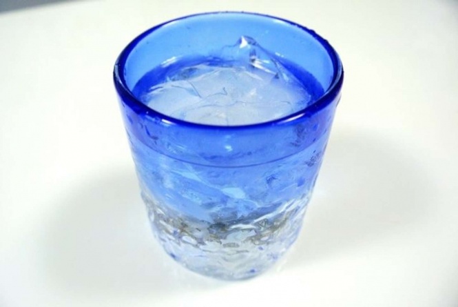 次はこの泡盛を飲む！（画像はイメージ）