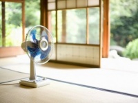 男性ならではのトンデモ発想!?　冷房代の節約法6つ
