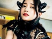 出口亜梨沙⒞光文社／週刊 FLASH 写真◎佐藤佑一