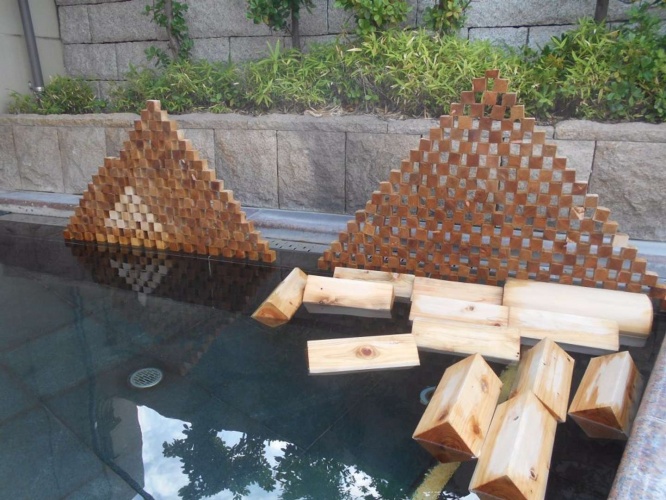 見れば見るほど綺麗に積まれている