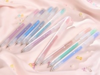 平成女子の思い出が詰まったキラキラペン「ボールサイン ティアラ」にノック式タイプが数量限定で登場