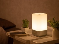 すっきり快眠！　優しい光で起こしてくれる「光目覚まし時計」発売