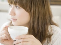 白湯を飲むと痩せるって本当？