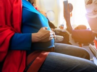 妊娠中に海外旅行に行っちゃダメってホント？