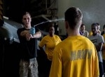 【痛い！】アメリカ海軍の壮絶な訓練シーンをご覧ください…