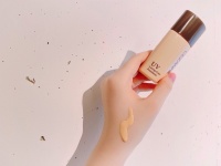 ふわふわマット肌を長時間キープ！　セザンヌ新商品のファンデ＆パウダー