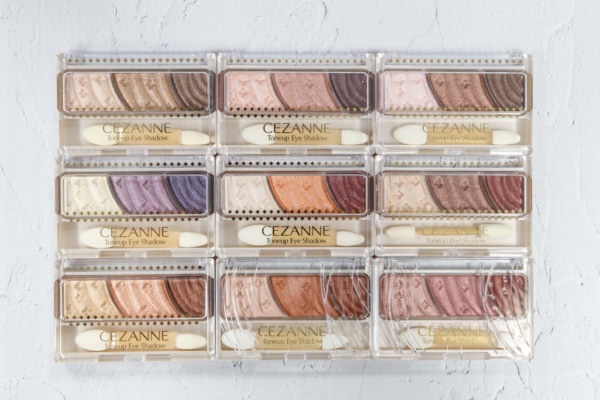 9月発売の新色も！　セザンヌ定番人気「トーンアップアイシャドウ」全9色塗り比べ