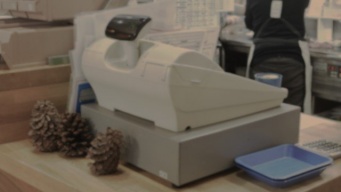 危ない！道路に飛び出した幼い子　食堂の女性のひと言が運命の分かれ道に（埼玉県・20代女性）