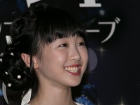 「トリバゴ」CMで話題のナタリー・エモンズ出演「ブロードウェイ クリスマス・ワンダーランド2017」応援サポーターに本田望結