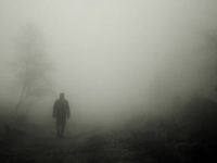 犯罪捜査最前線。土から犯人を特定する新しい捜査技術が開発される