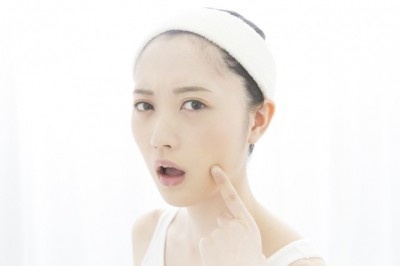 なかなか治らない……！　悩んでいる肌トラブルと解決法4選