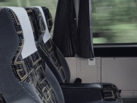 「高校時代、ひとりで乗った高速バス。泣き続ける私を見かねた運転手が、休憩時間に...」（埼玉県・40代女性）